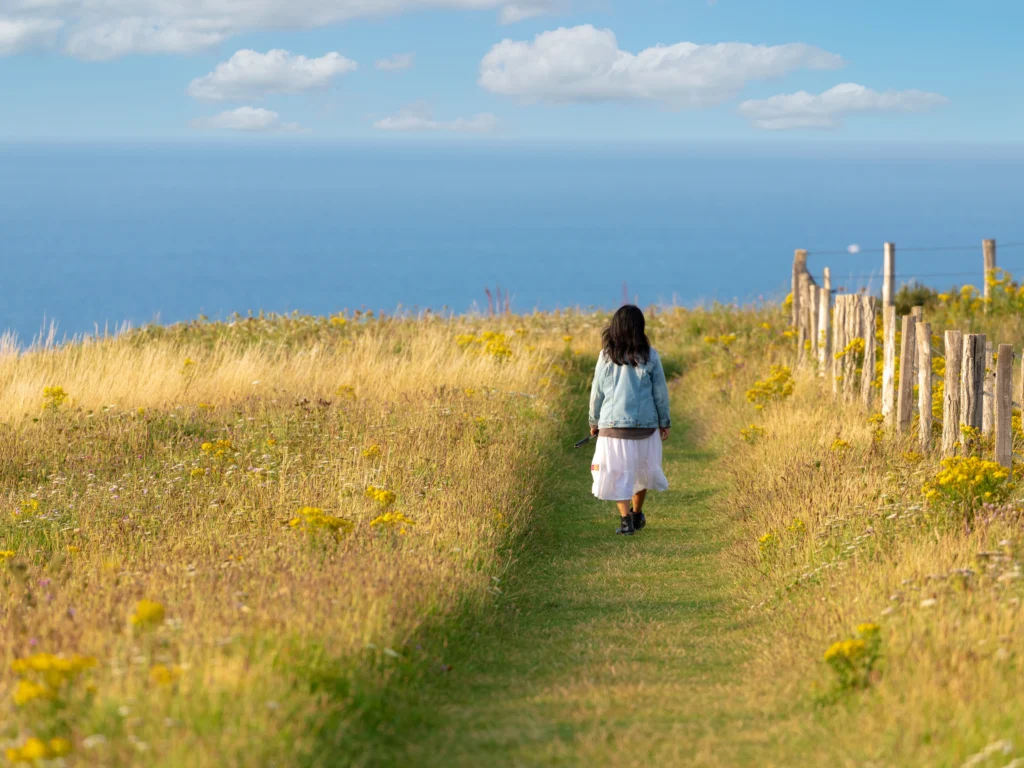 droga symbolizująca świadomy wybór, odpowiedzialność i wyjście z roli ofiary